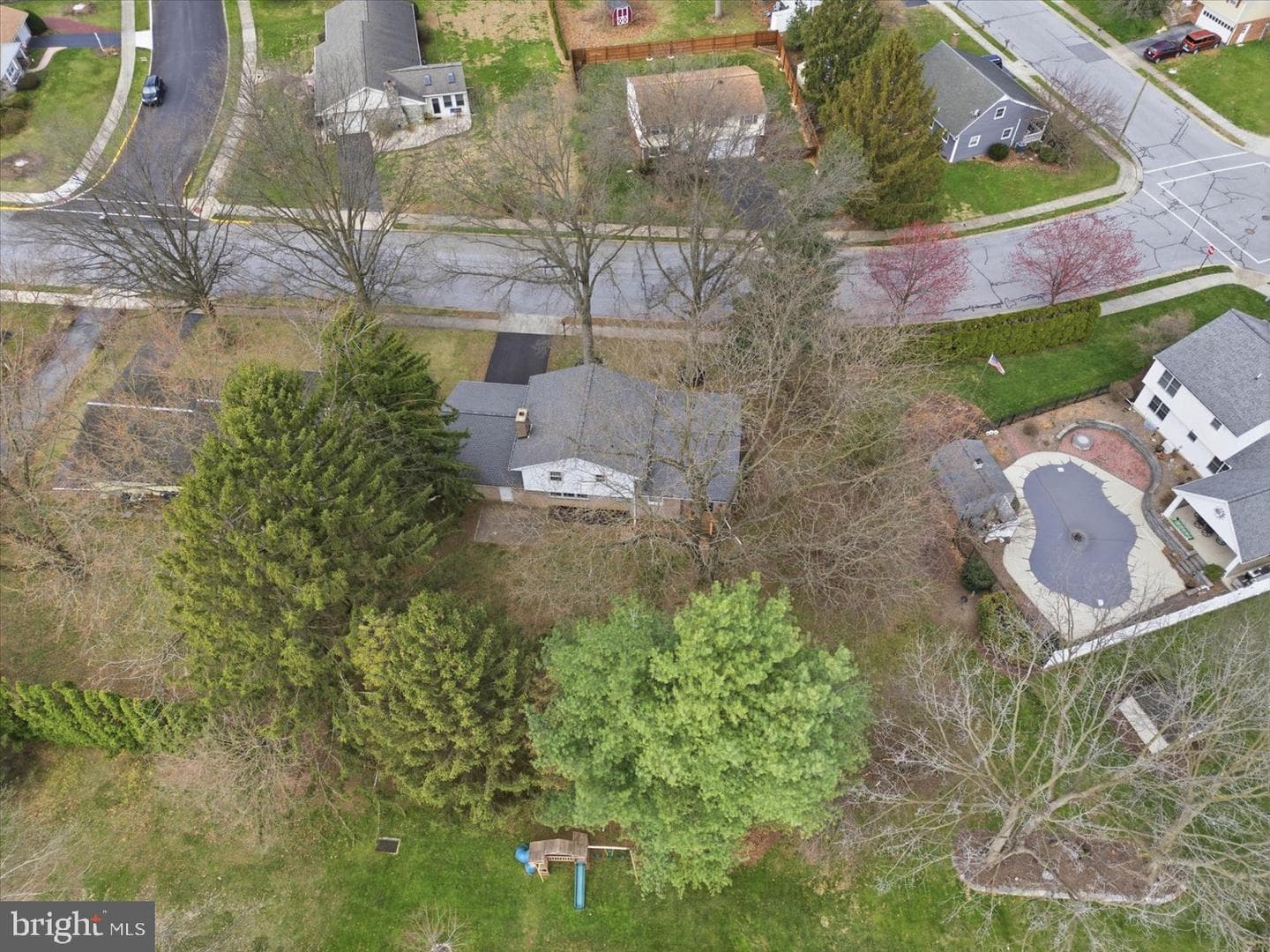 325 Balmer Road photo 21
