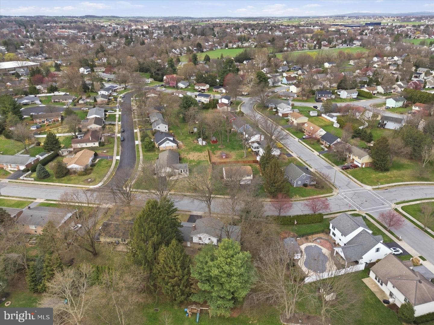 325 Balmer Road photo 22