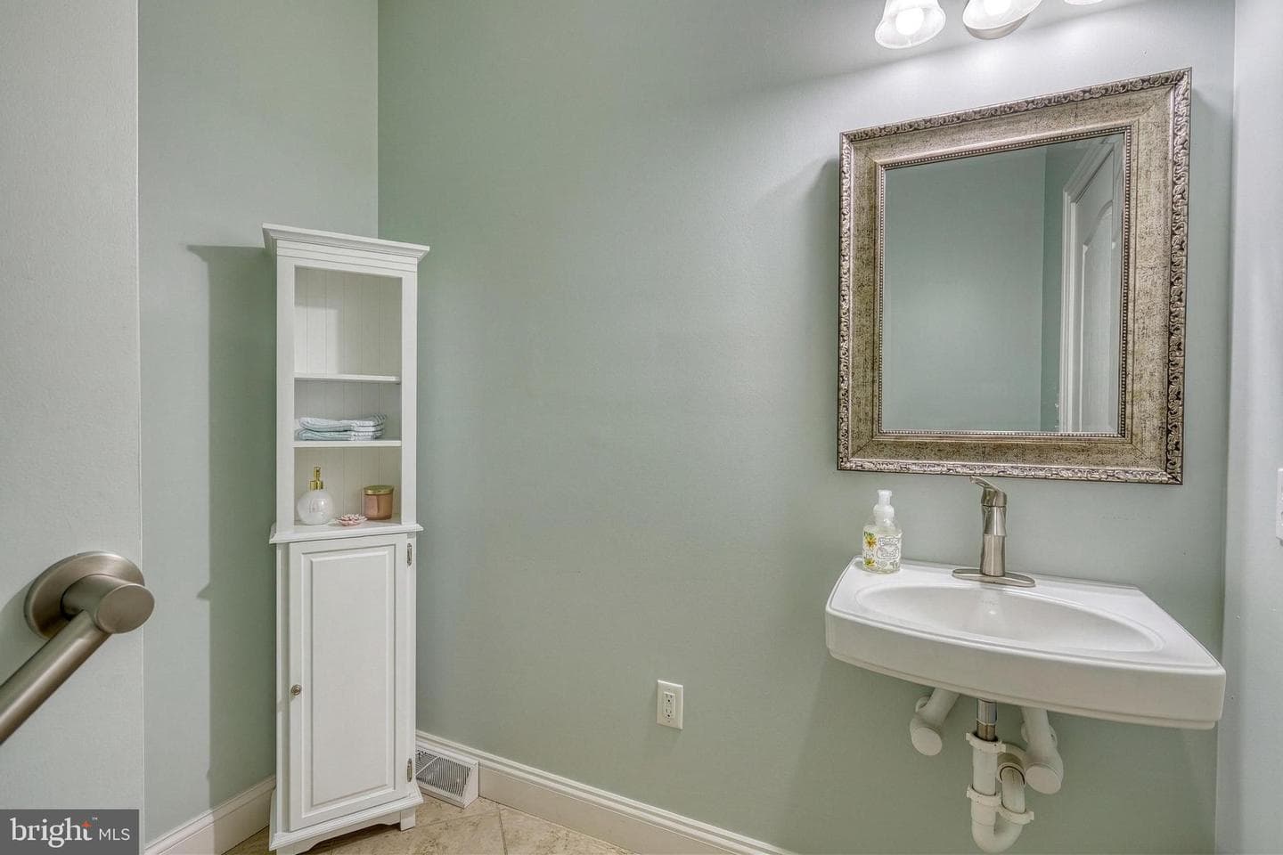 395 Ecker Drive photo 34