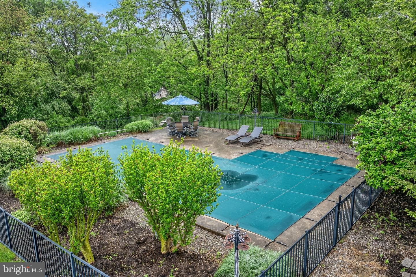 820 Paddington Drive photo 66