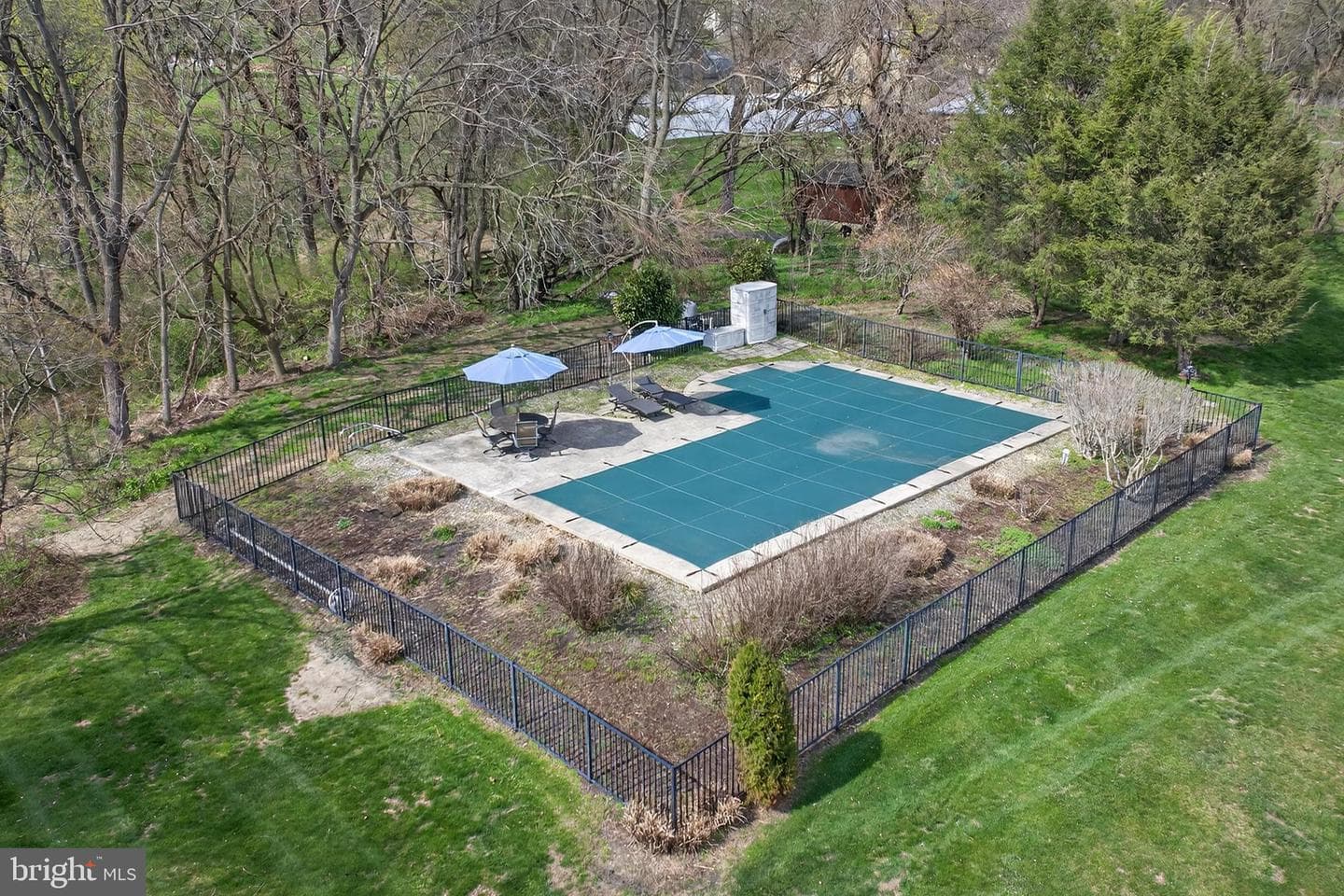 820 Paddington Drive photo 71