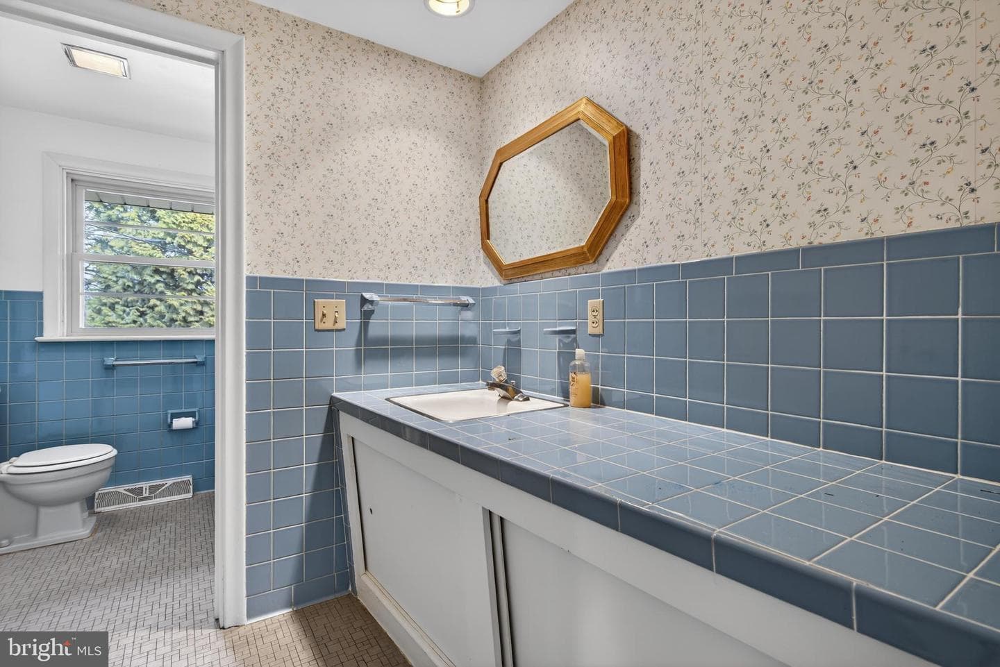 325 Murry Hill Drive photo 30