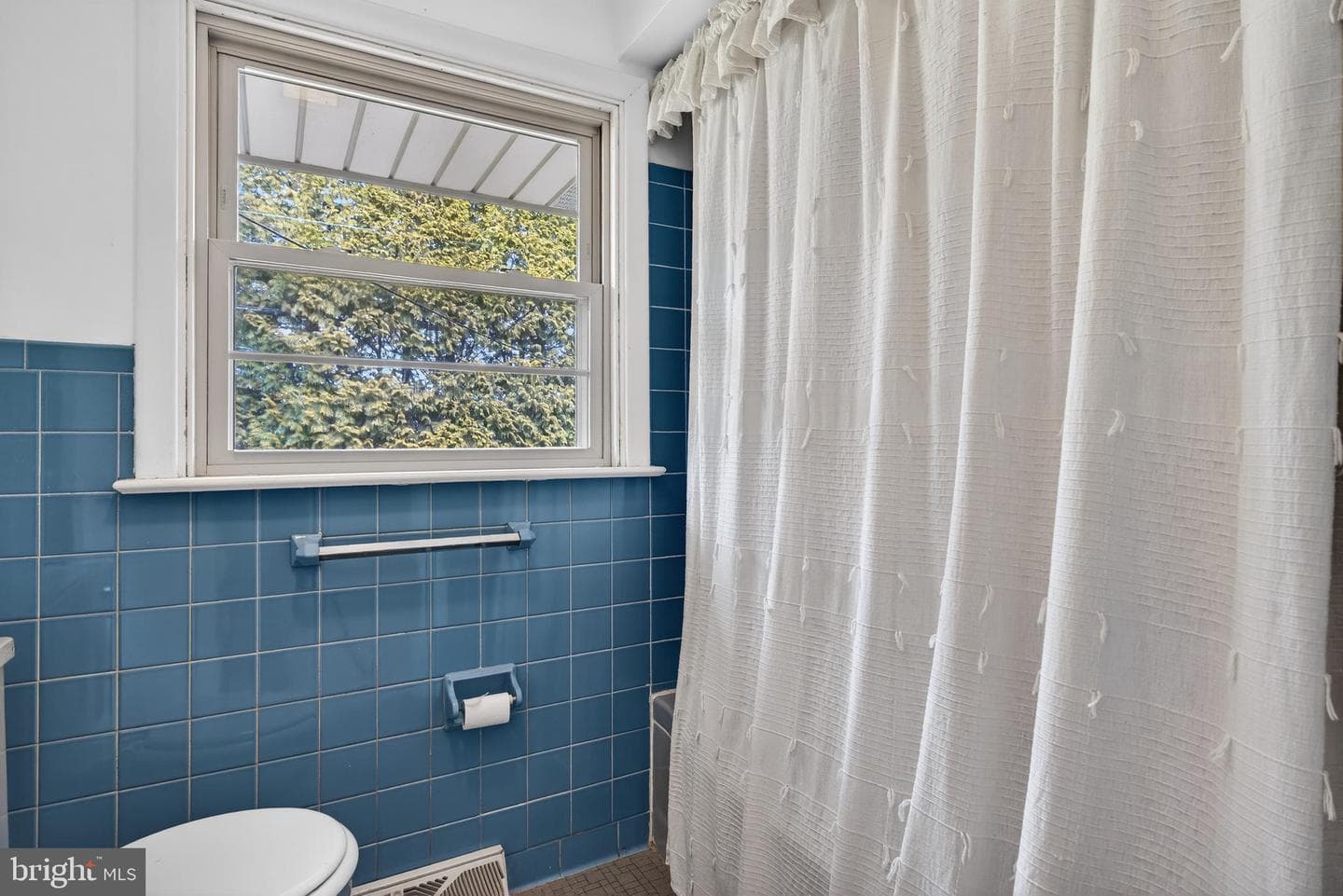 325 Murry Hill Drive photo 31