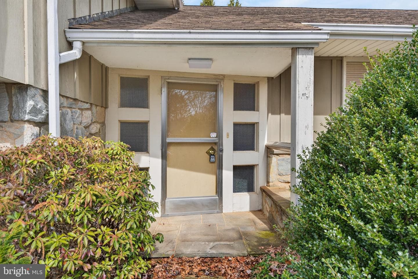 325 Murry Hill Drive photo 4