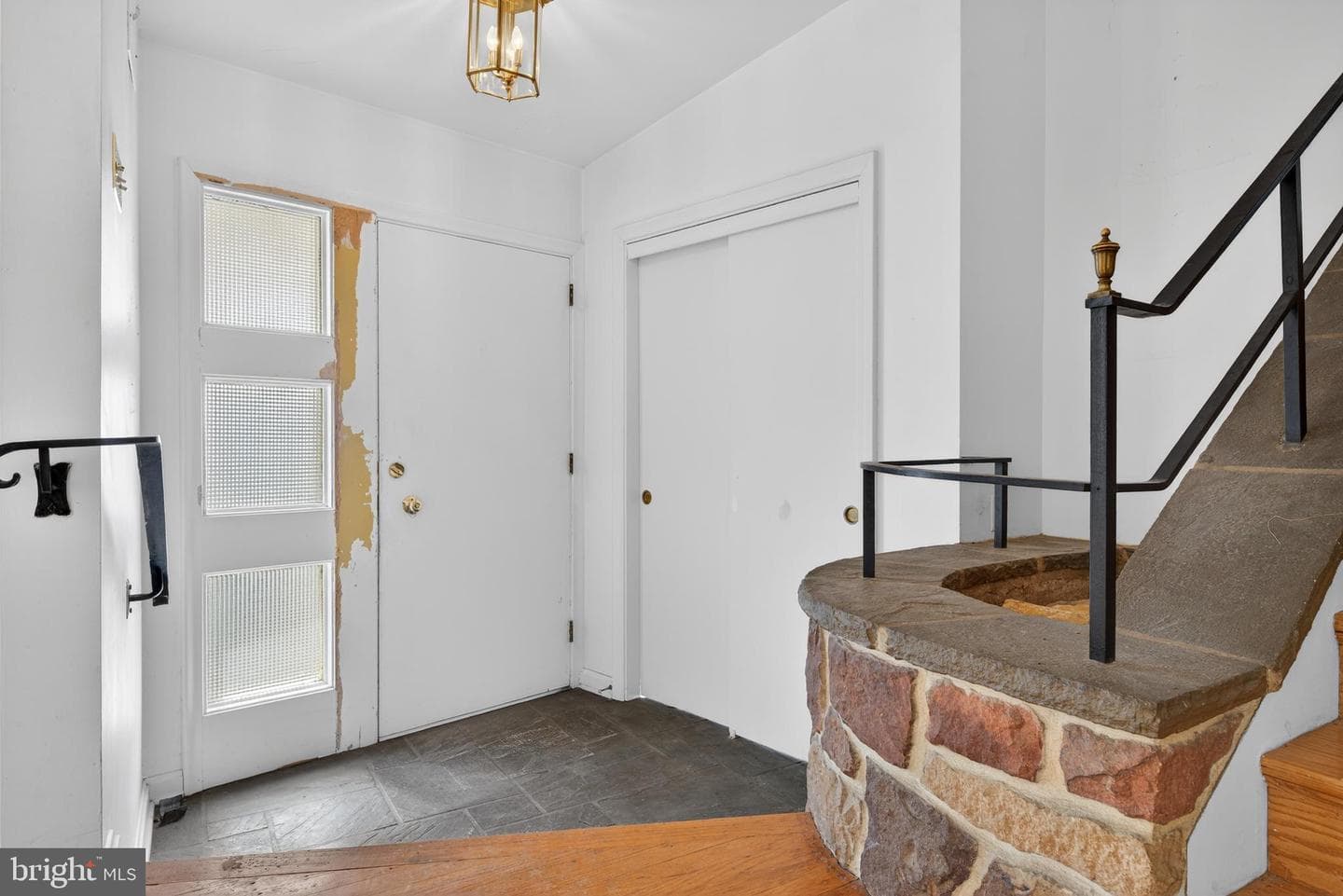 325 Murry Hill Drive photo 6