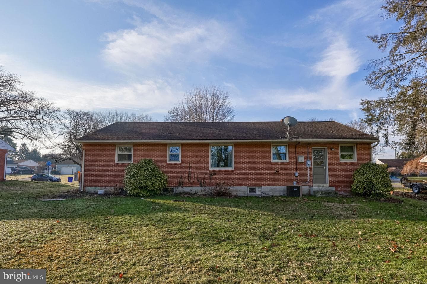 299 Rolling Terrace photo 7