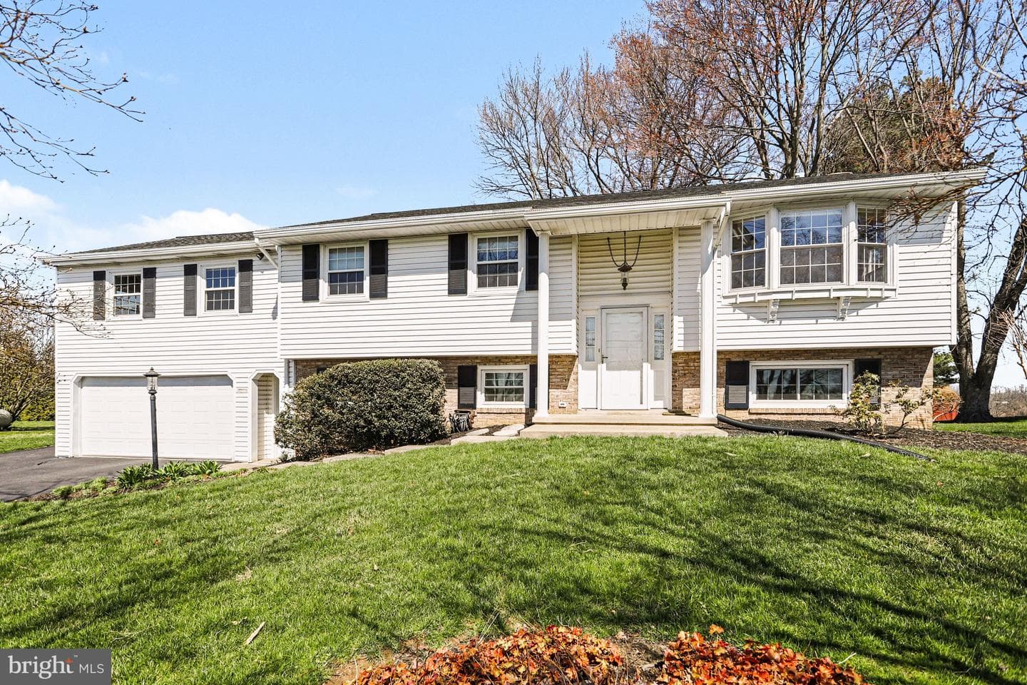 3072 Miller Road photo 1