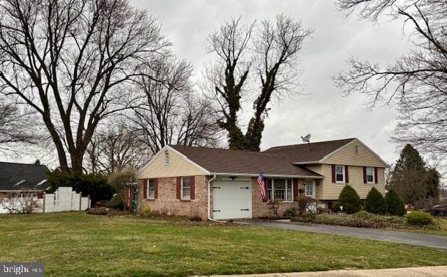 229 Pleasant View Drive photo 2
