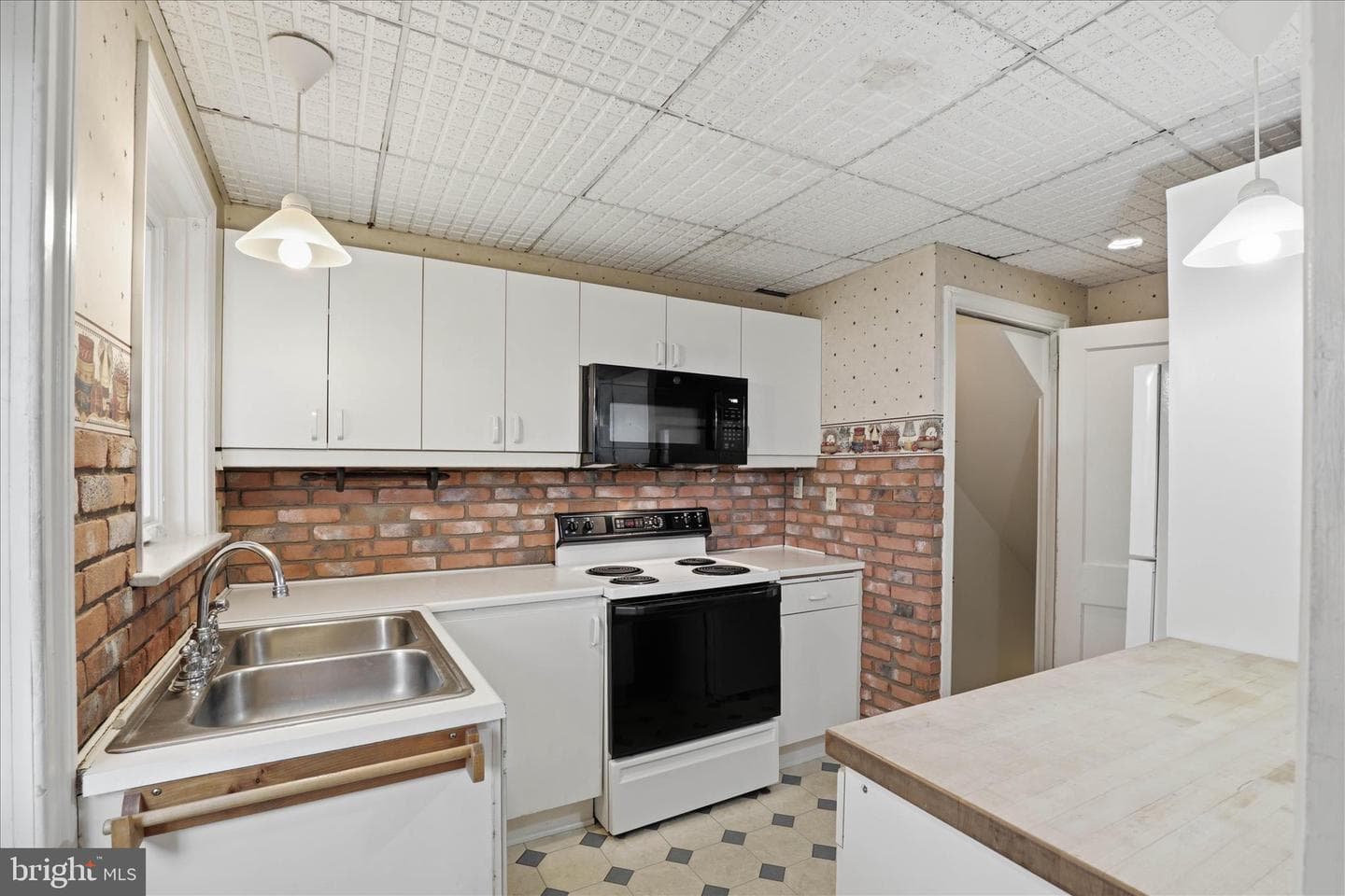 1632 Lampeter Road photo 16