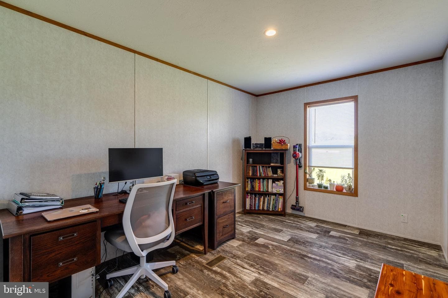 315 Sproul Road photo 28