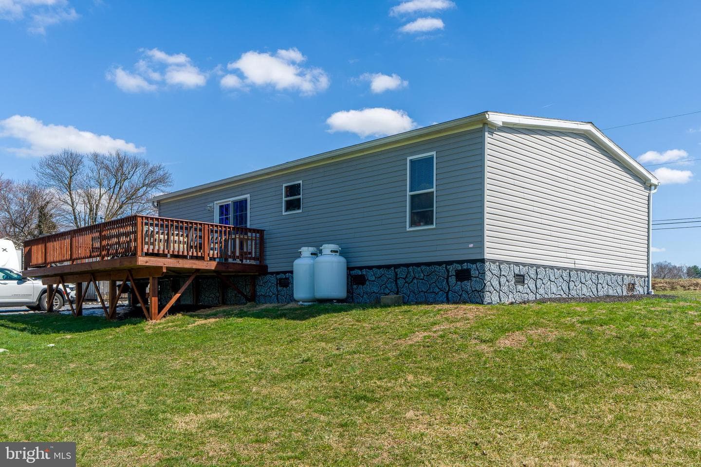 315 Sproul Road photo 7