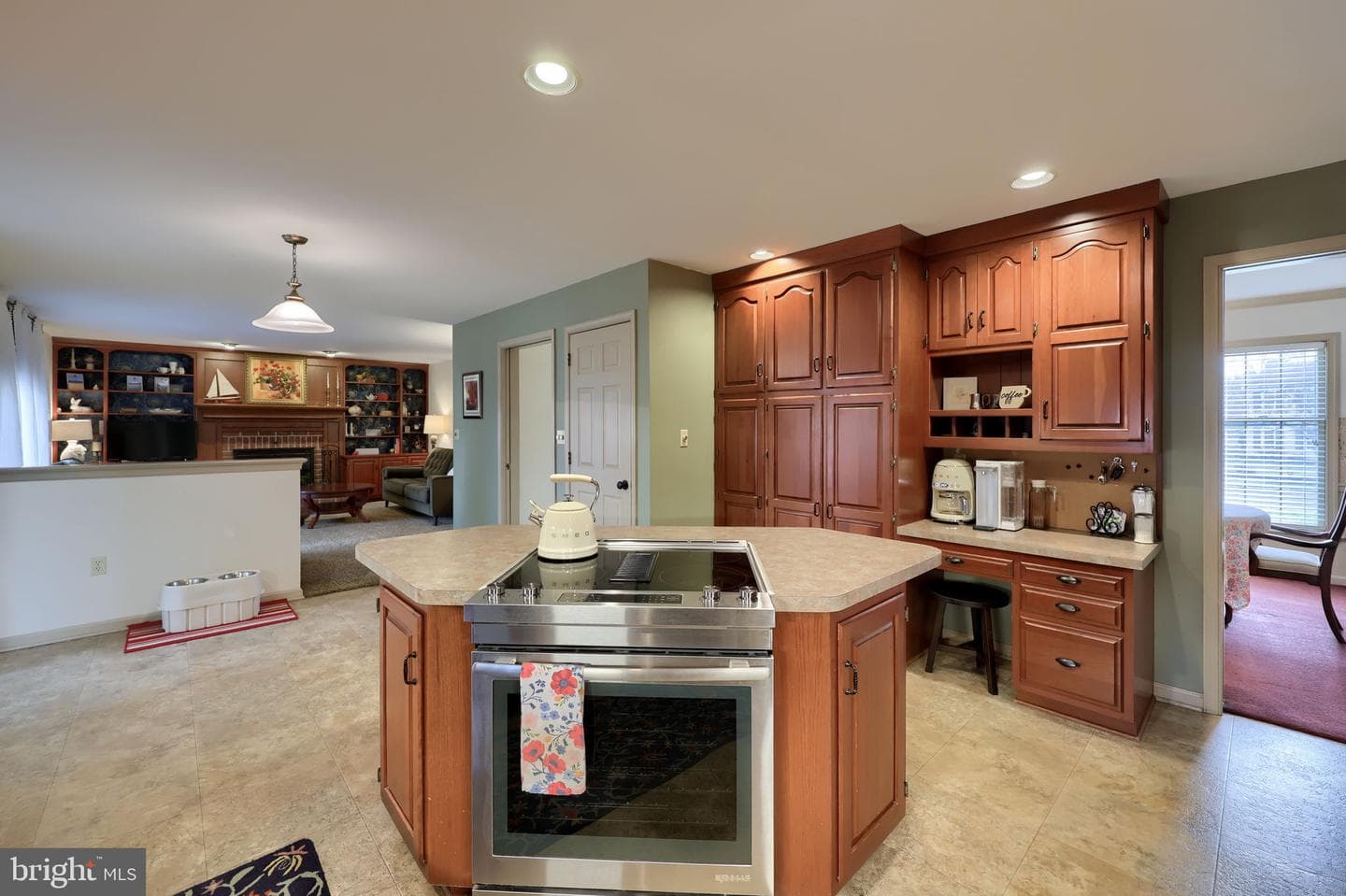 131 Milton Circle photo 19
