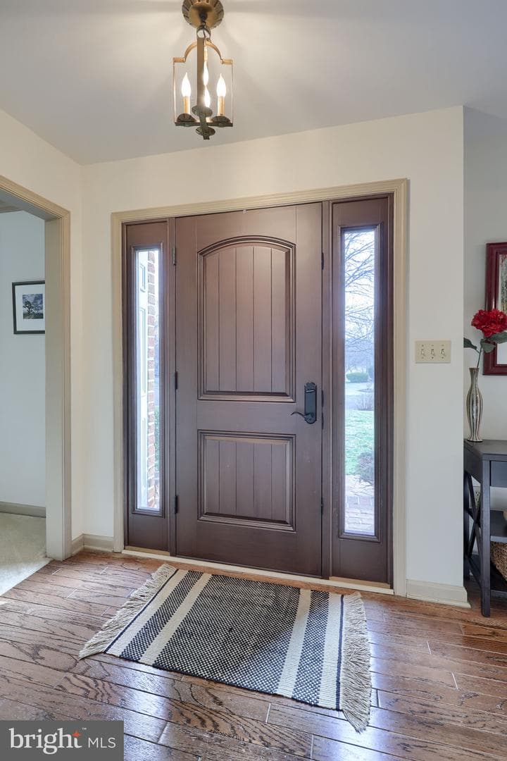131 Milton Circle photo 6