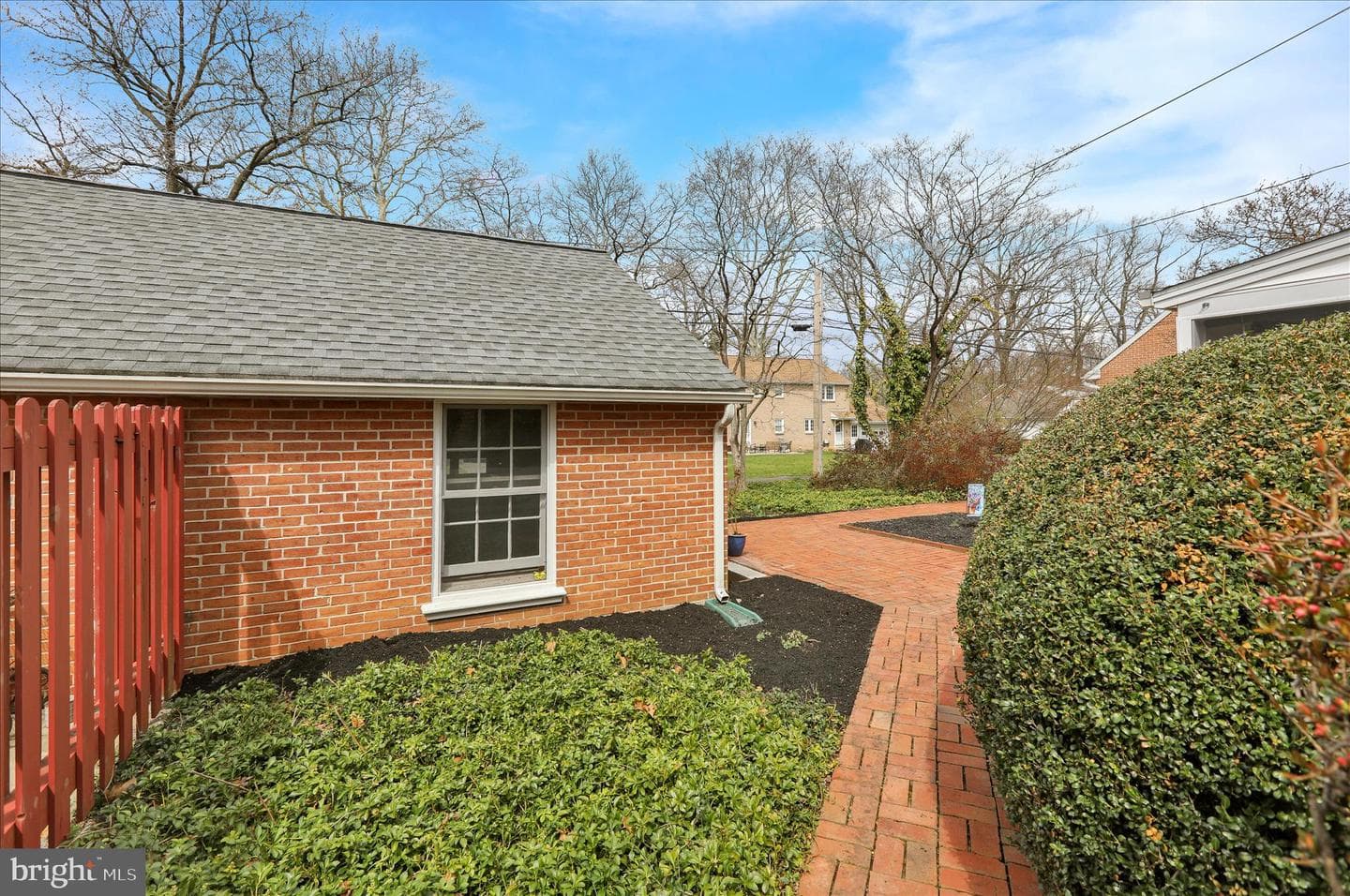 1025 Helen Avenue photo 33
