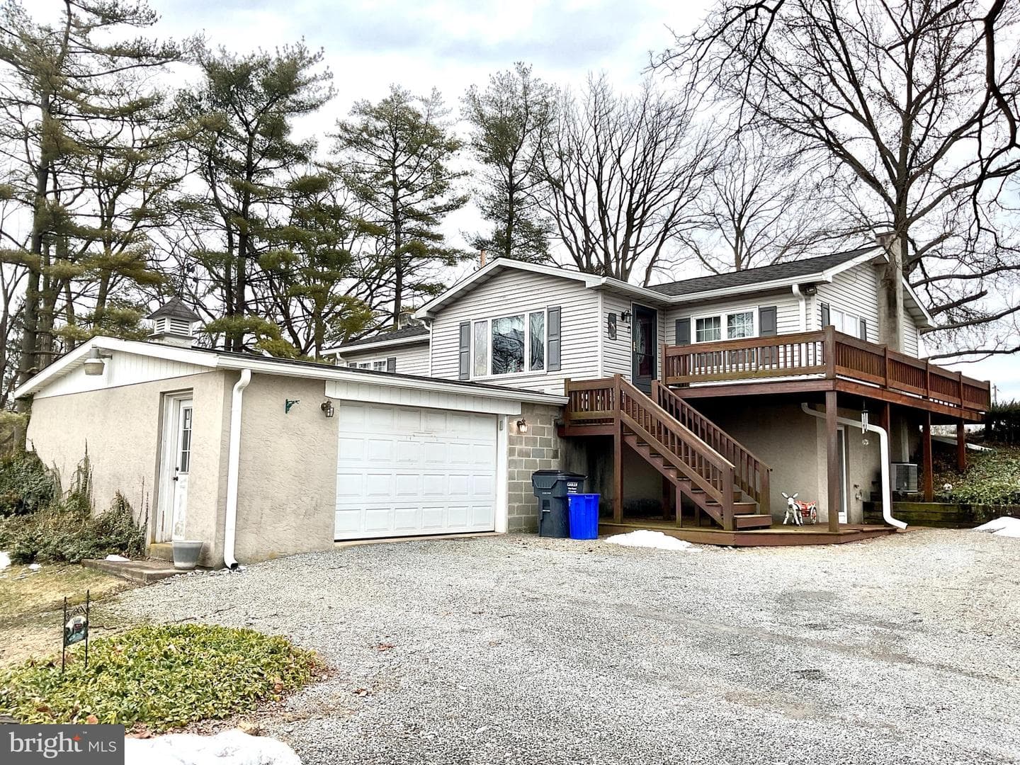 77 Paradise Lane