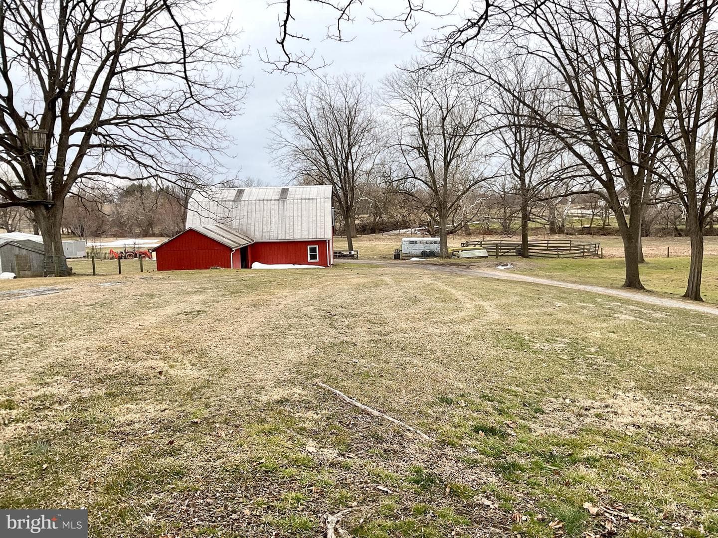77 Paradise Lane photo 17
