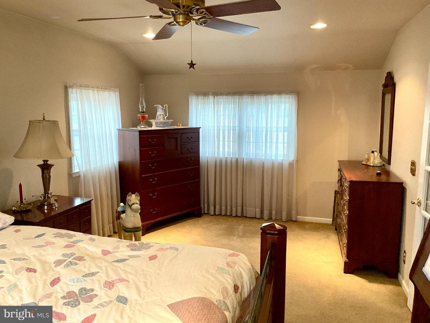 77 Paradise Lane photo 46