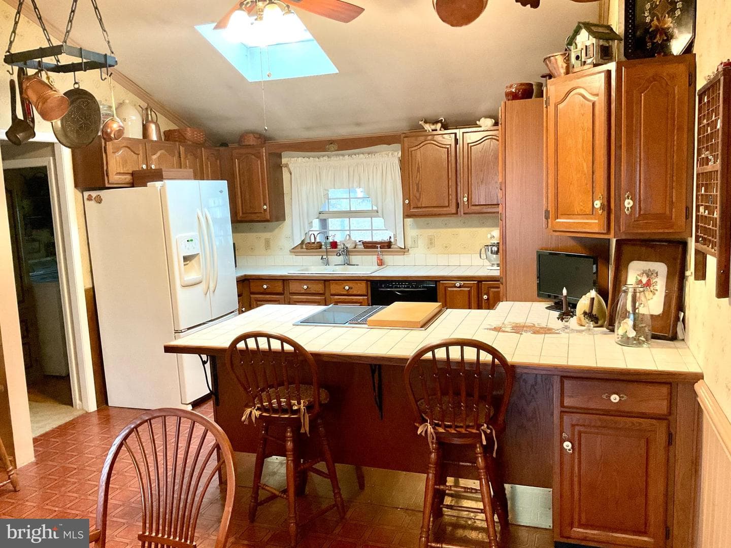 77 Paradise Lane photo 50