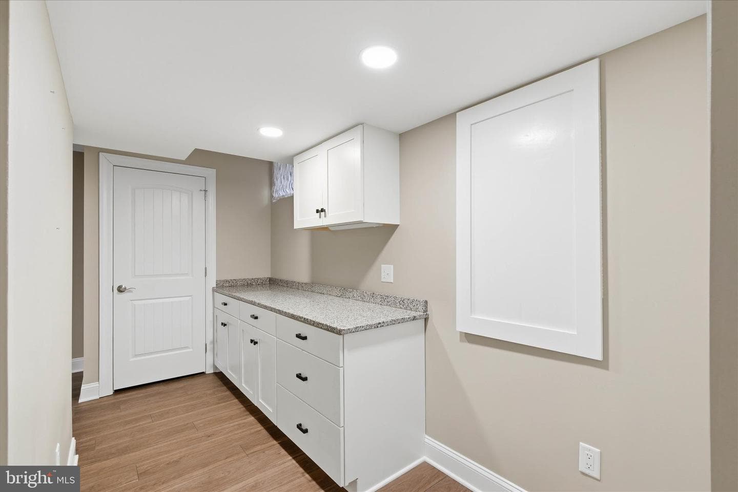 664 Richmond Drive photo 38