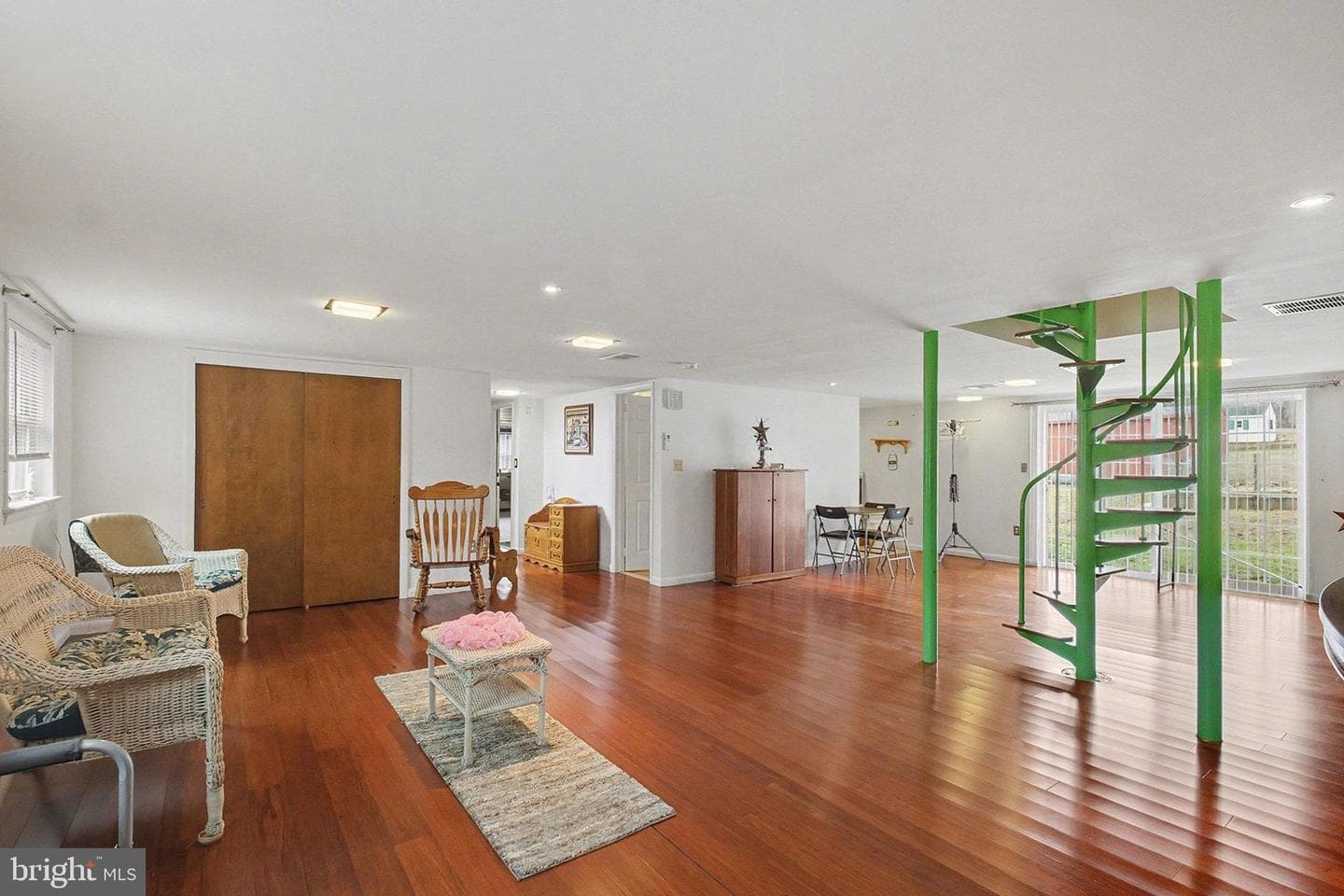 1033 S Mount Joy Street photo 6