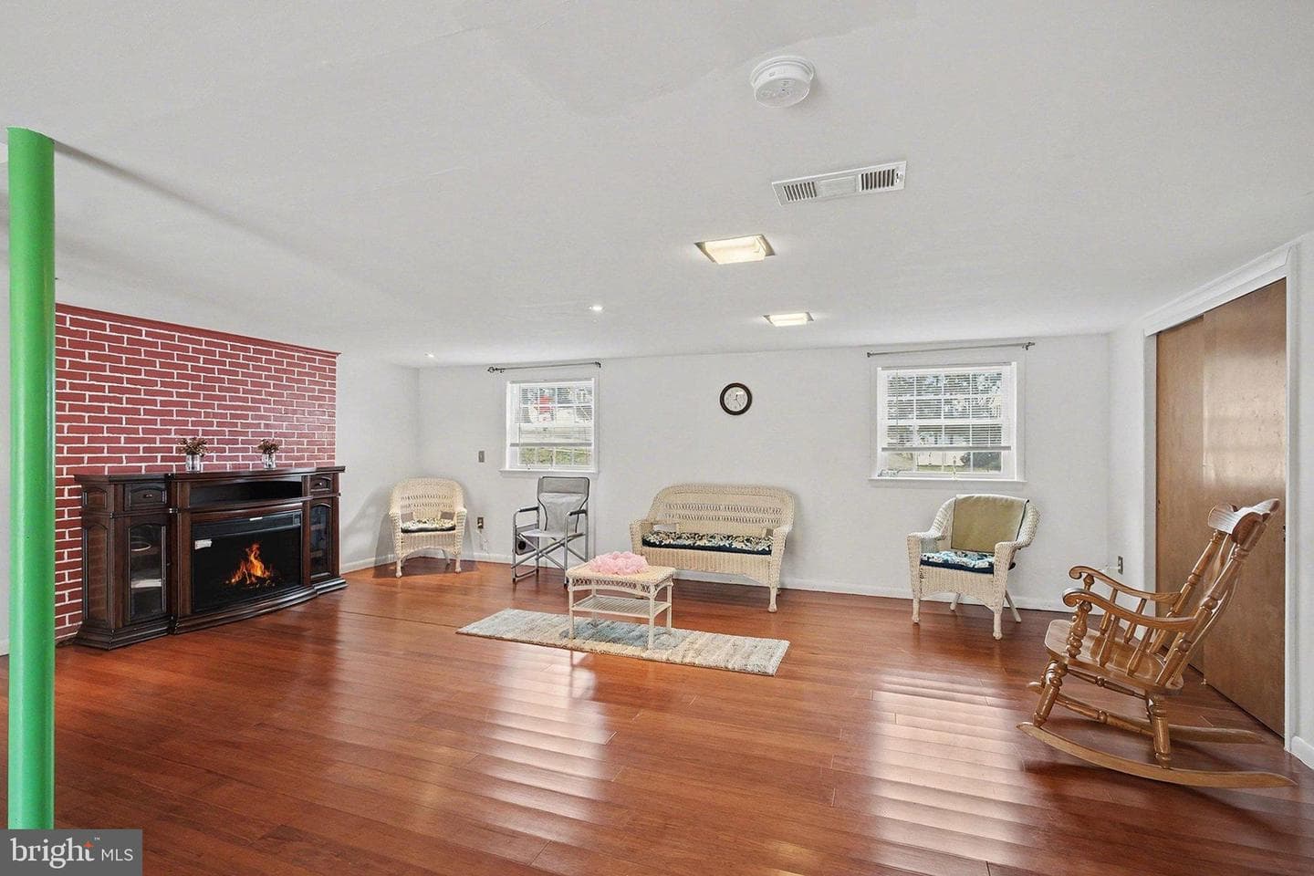 1033 S Mount Joy Street photo 7