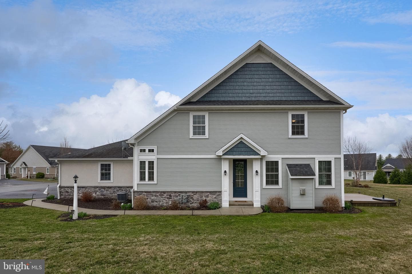 221 Sawgrass Drive