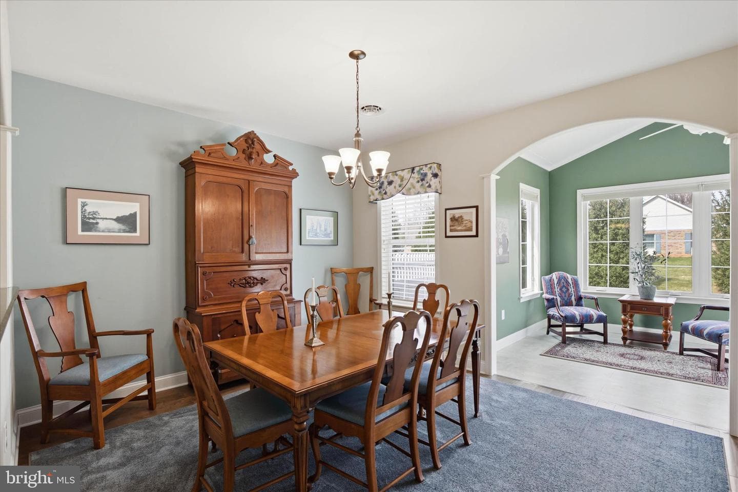 321 Pin Oak Drive photo 13