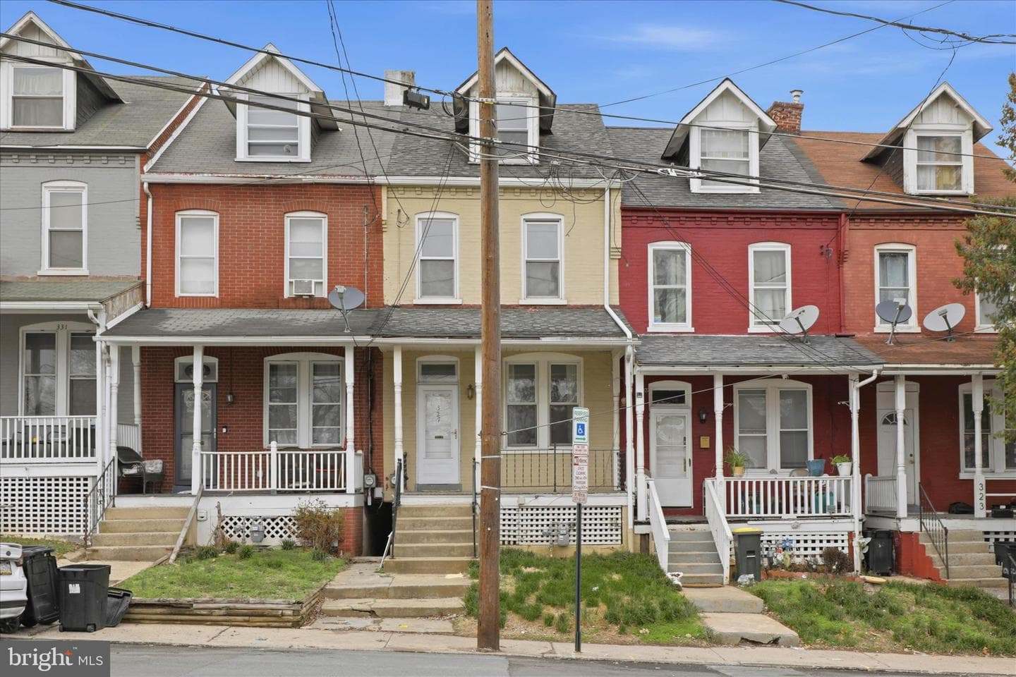 327 Hazel Street, Lancaster