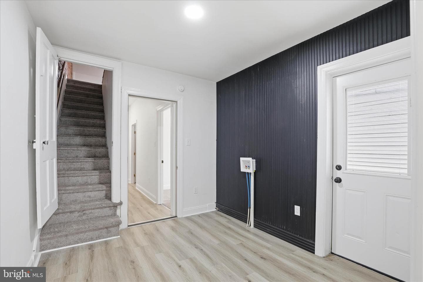 327 Hazel Street photo 22