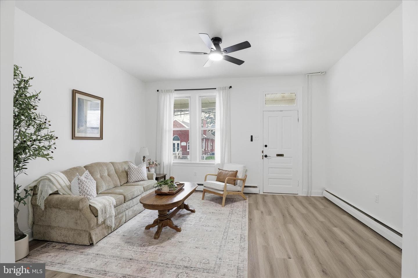 327 Hazel Street photo 5
