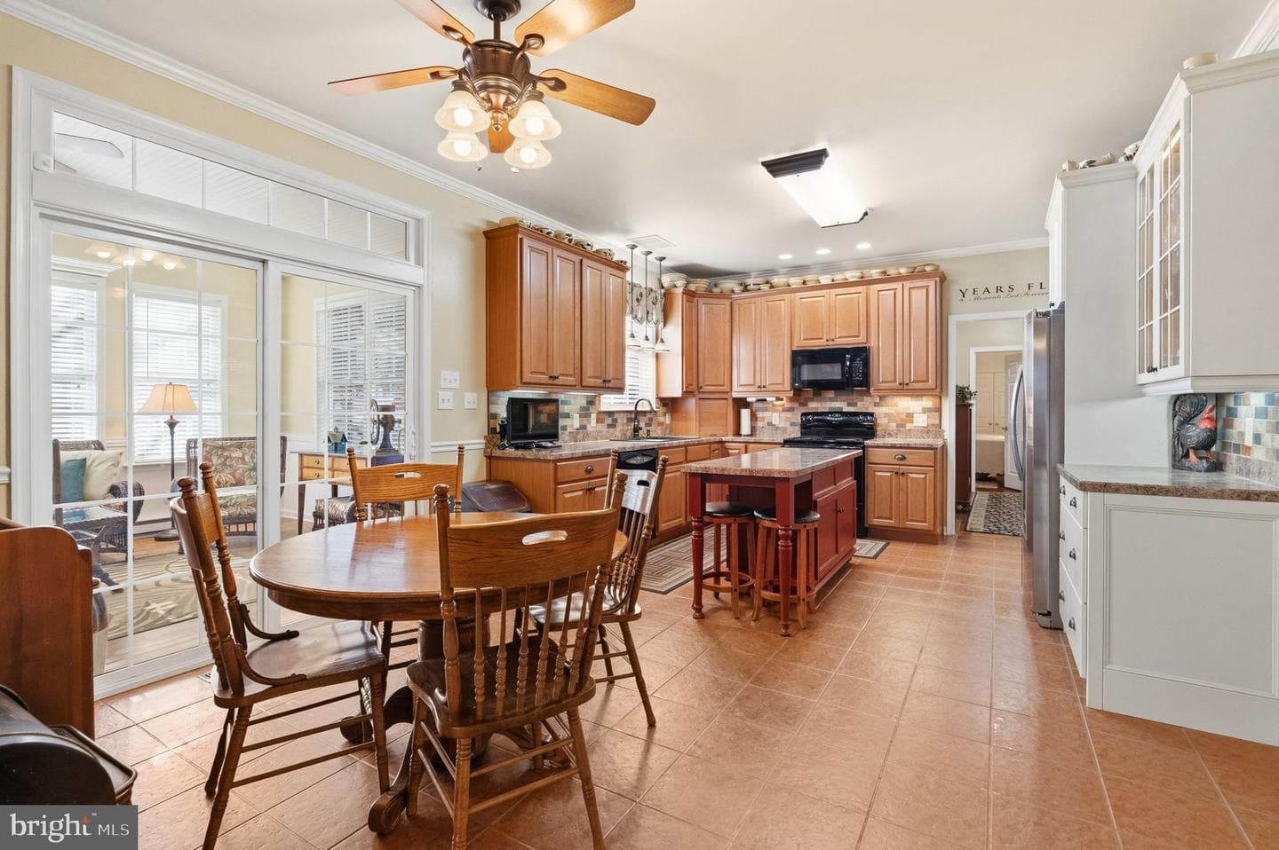 94 Green Lane photo 17