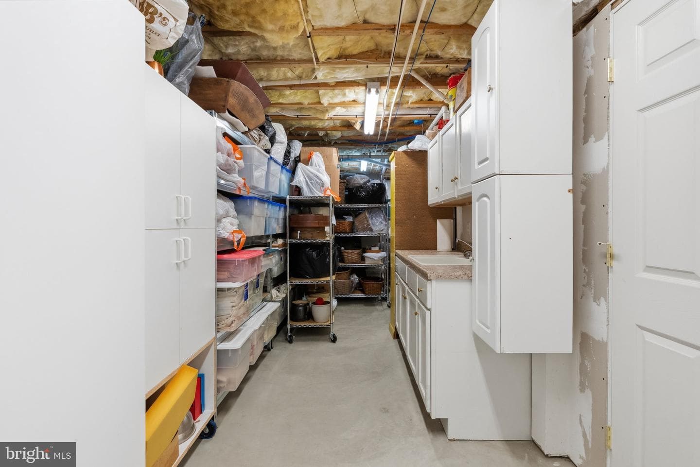 94 Green Lane photo 46