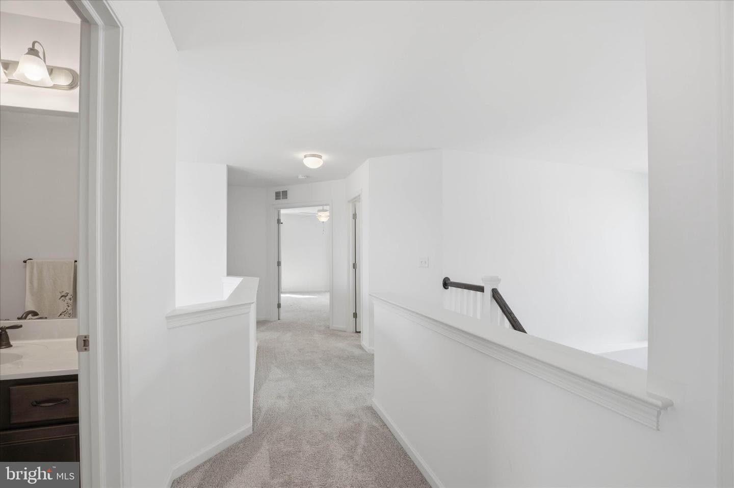 446 Lancer Drive photo 26