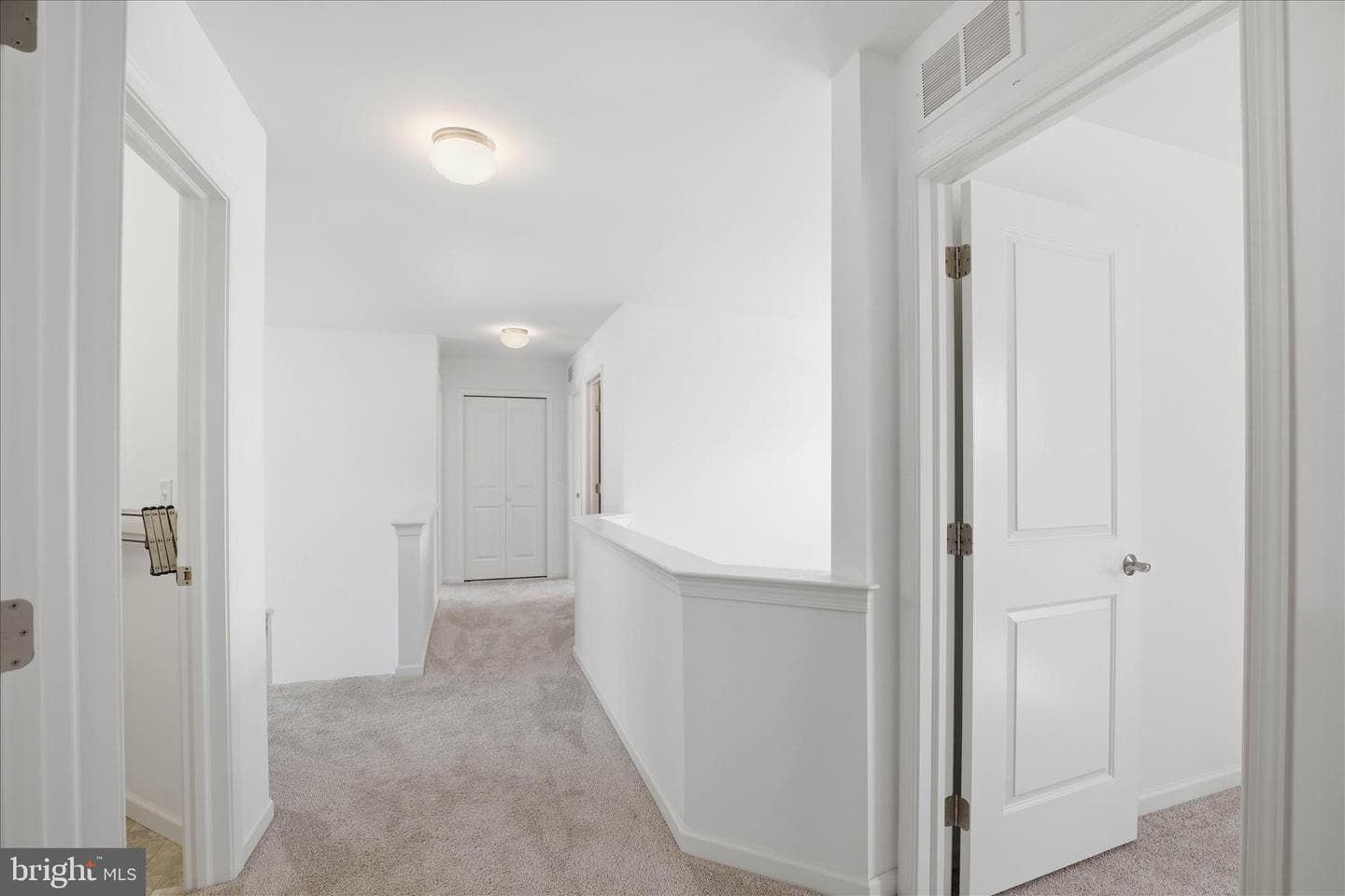 446 Lancer Drive photo 28