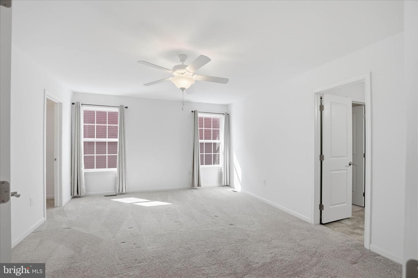 446 Lancer Drive photo 30