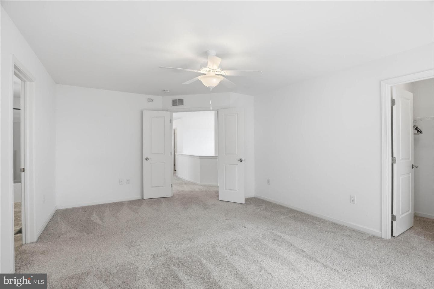 446 Lancer Drive photo 31