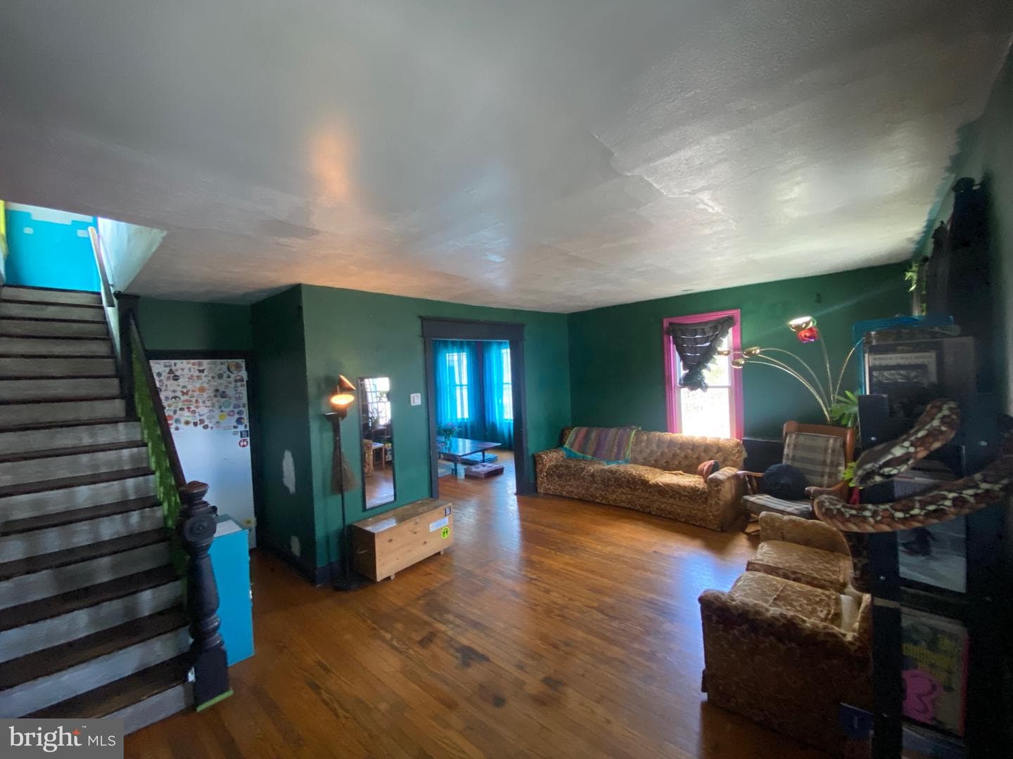 537 W Market Street photo 2