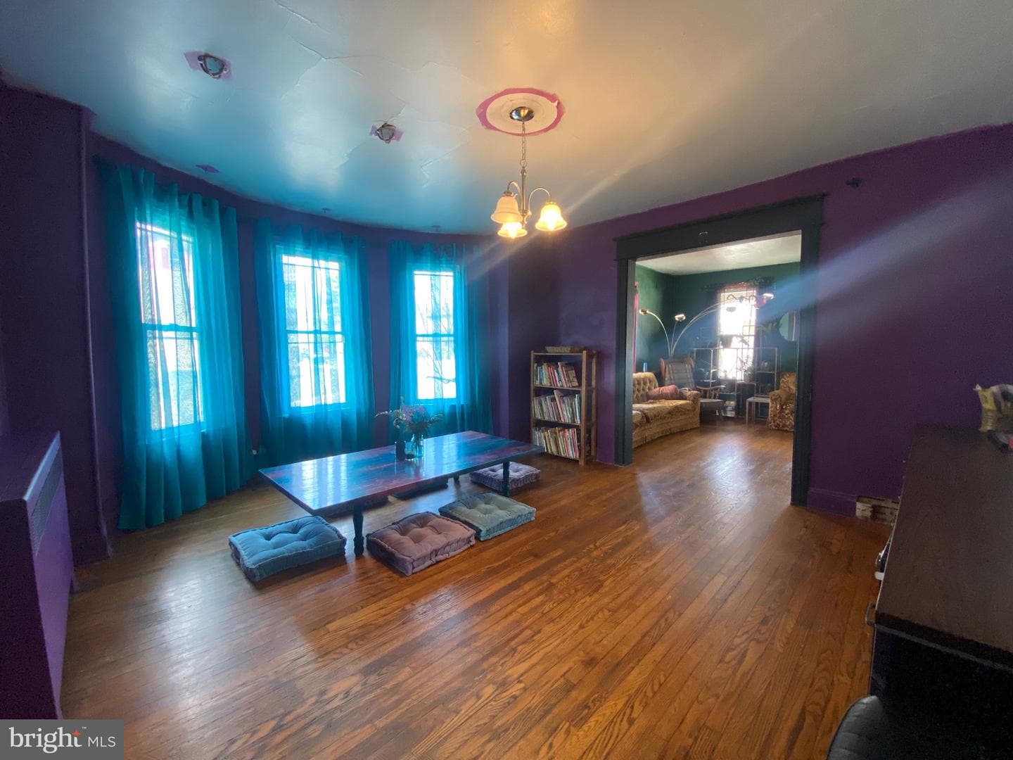 537 W Market Street photo 6