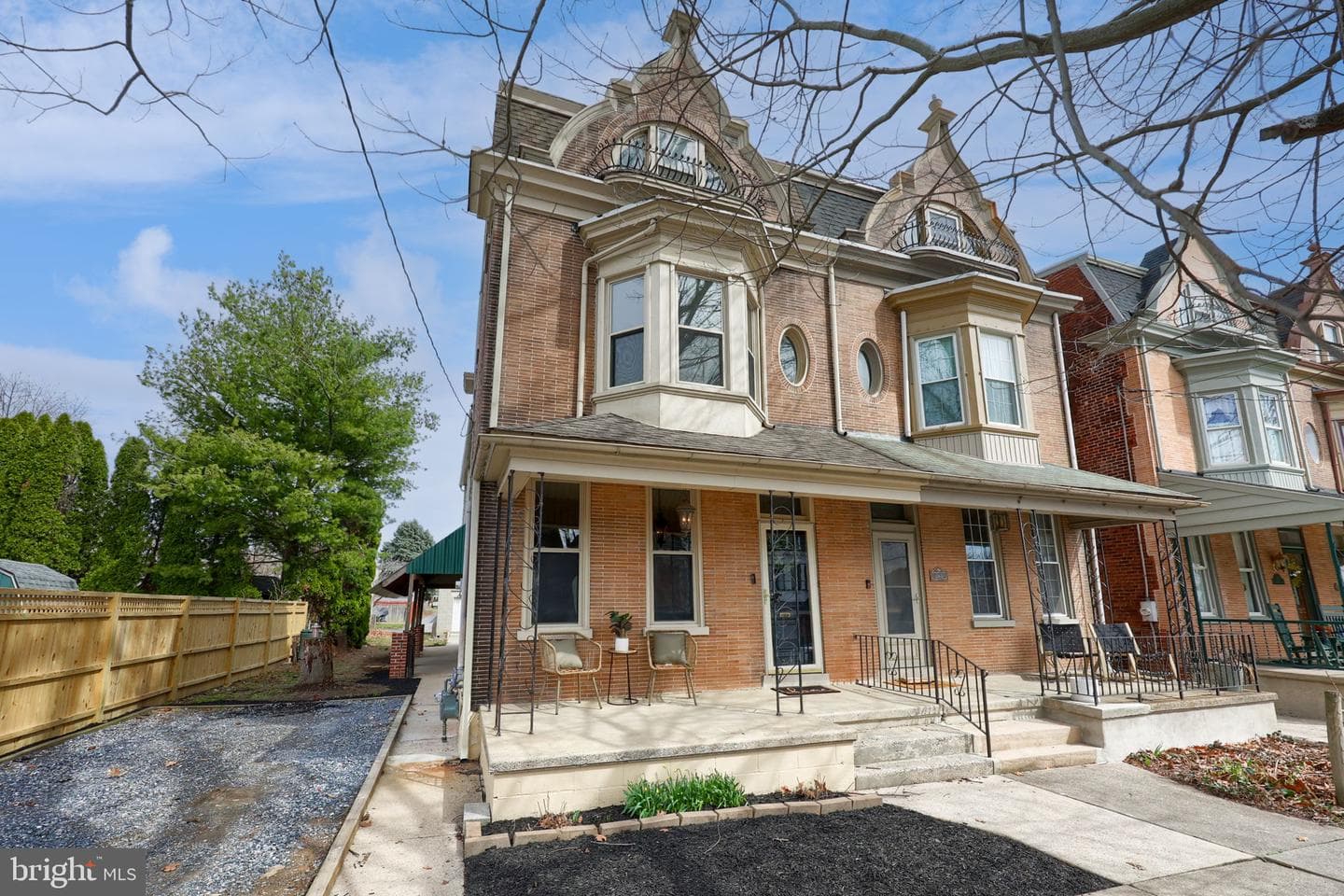 245 N 4th Street