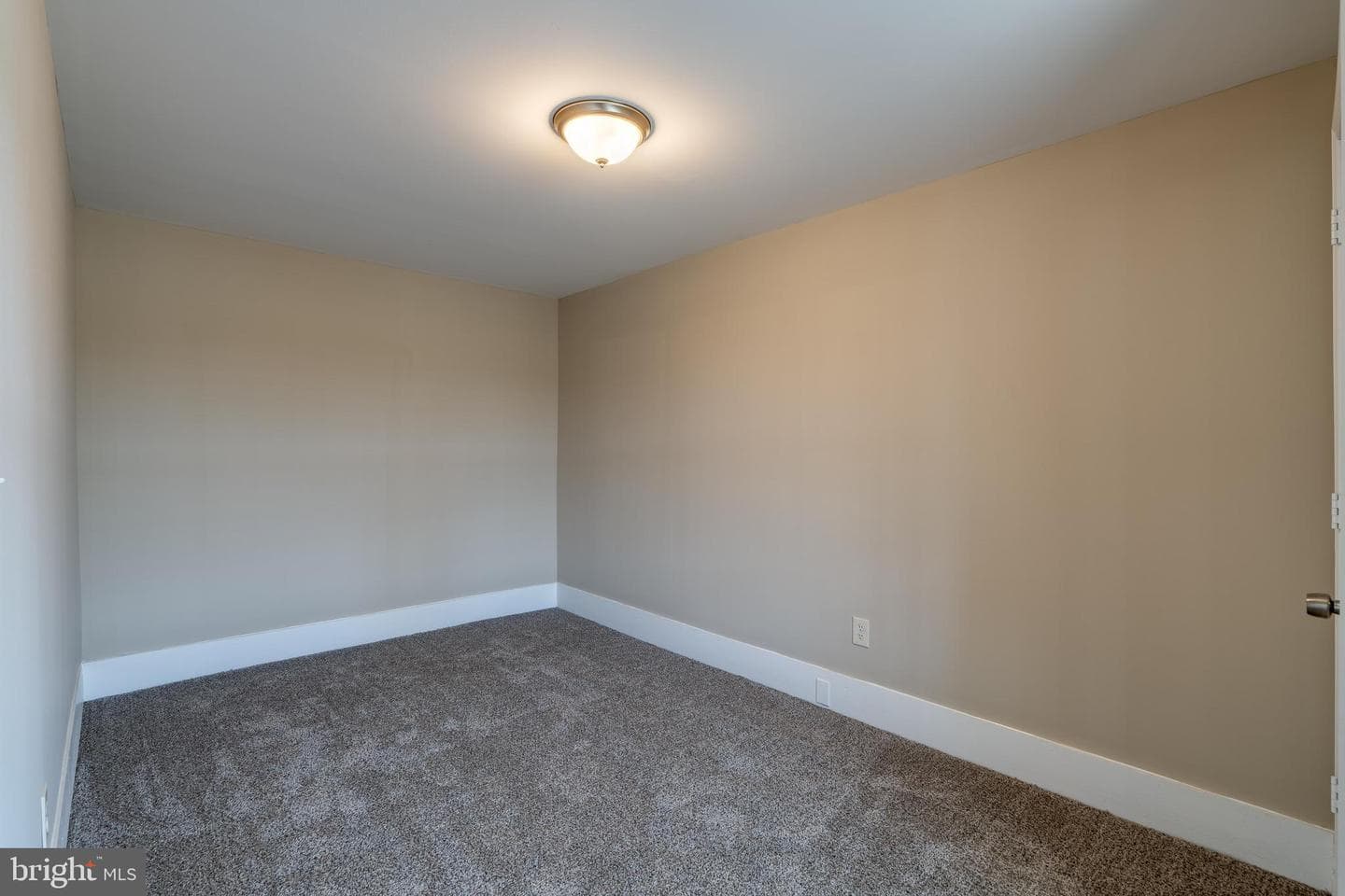 309 S Cherry Street photo 18
