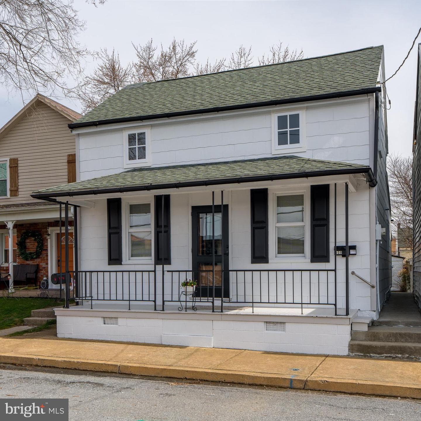 309 S Cherry Street photo 2