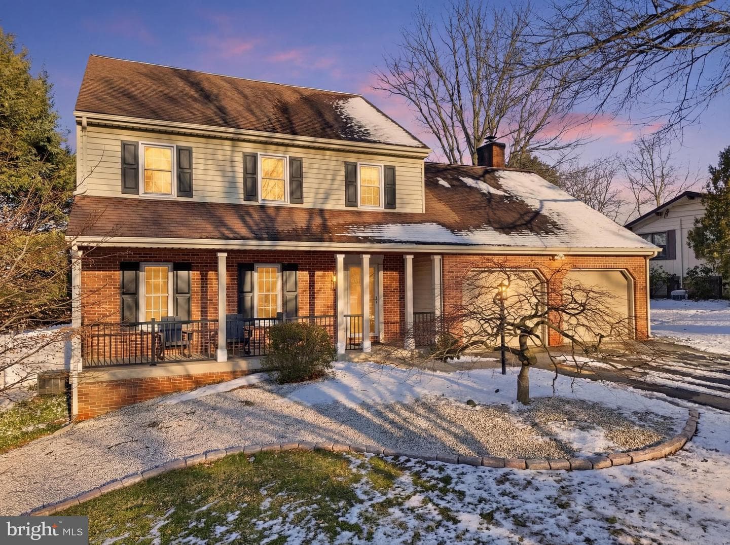 89 Greenfield Road photo 2