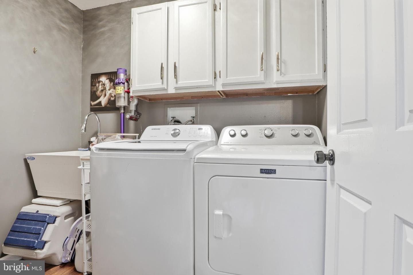 89 Greenfield Road photo 35
