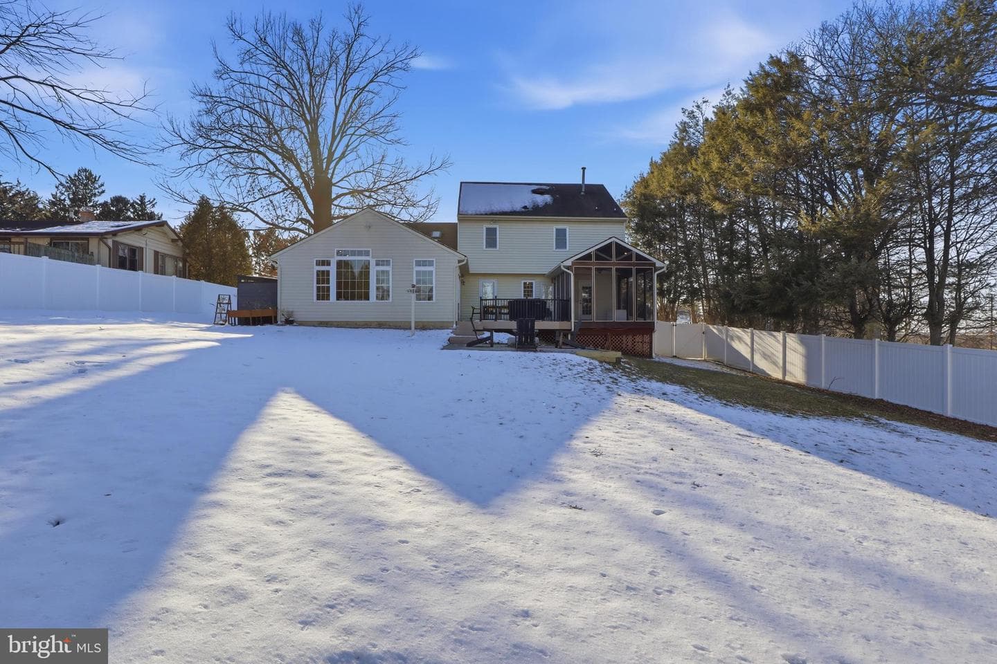 89 Greenfield Road photo 48