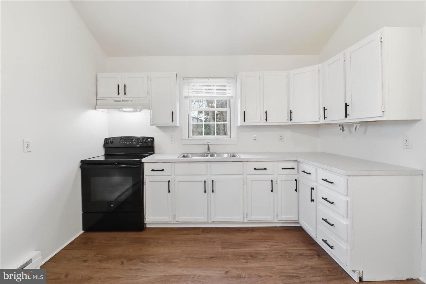 826 Saint Joseph Street photo 14