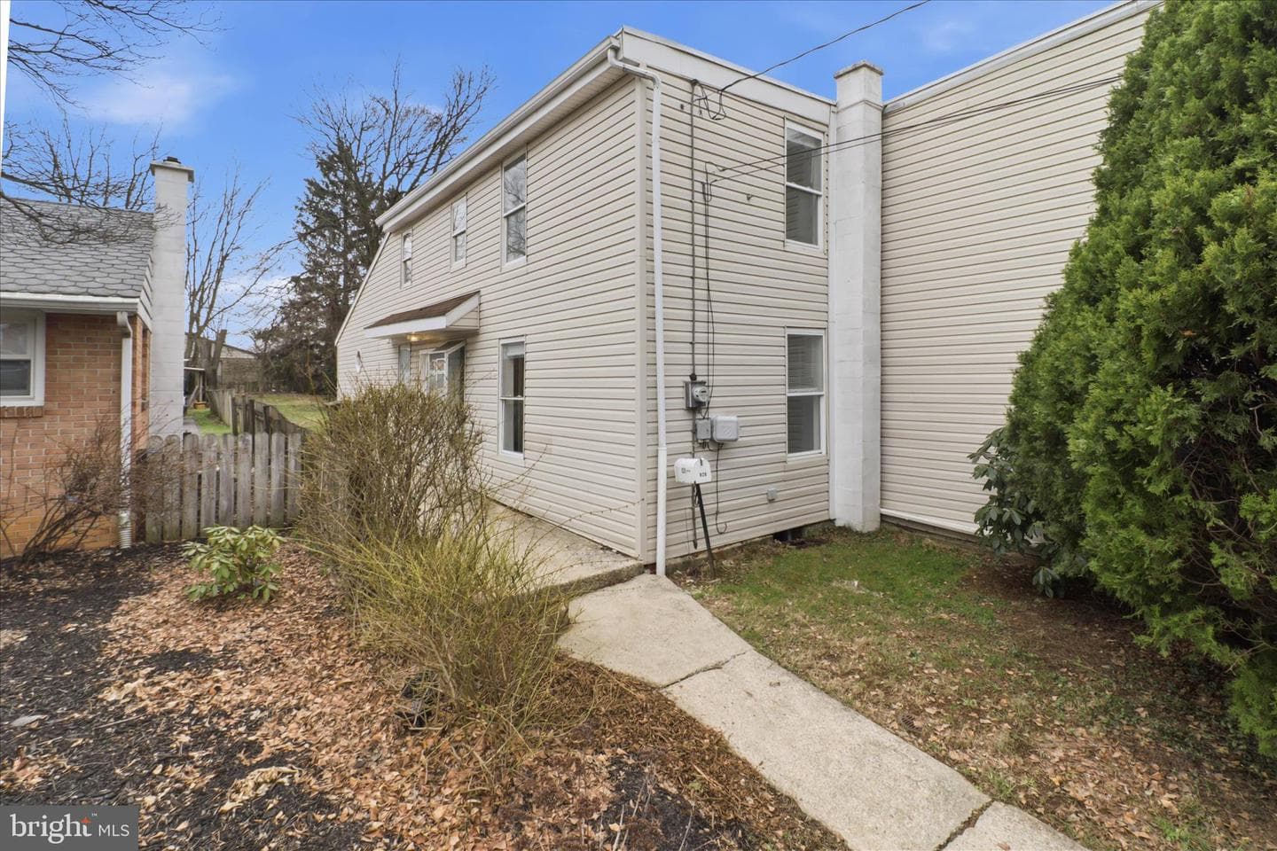 826 Saint Joseph Street photo 3