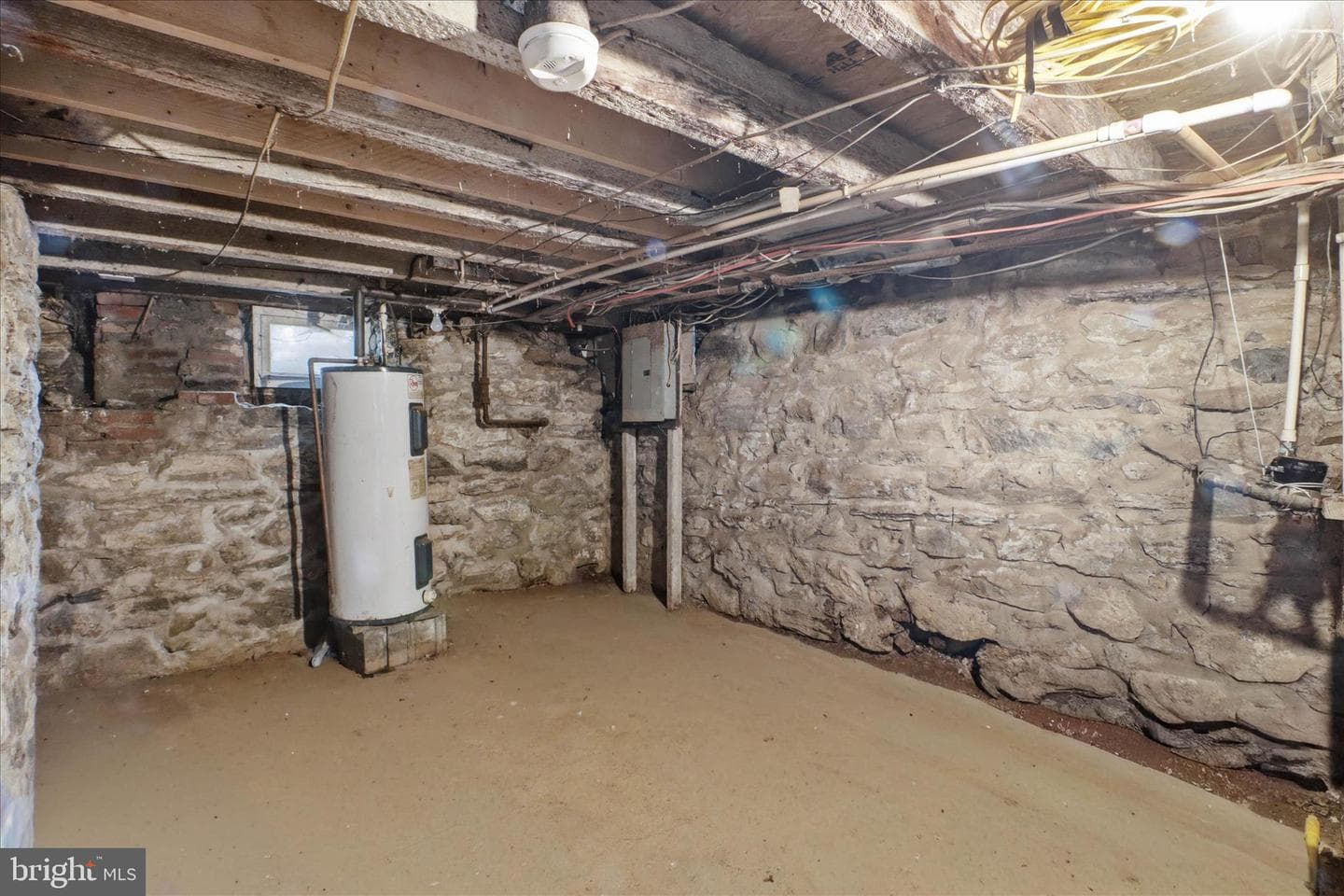 826 Saint Joseph Street photo 34