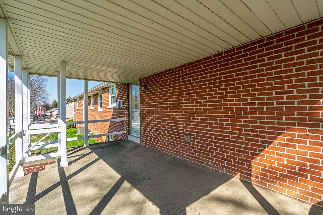 116 Joseph Road photo 27