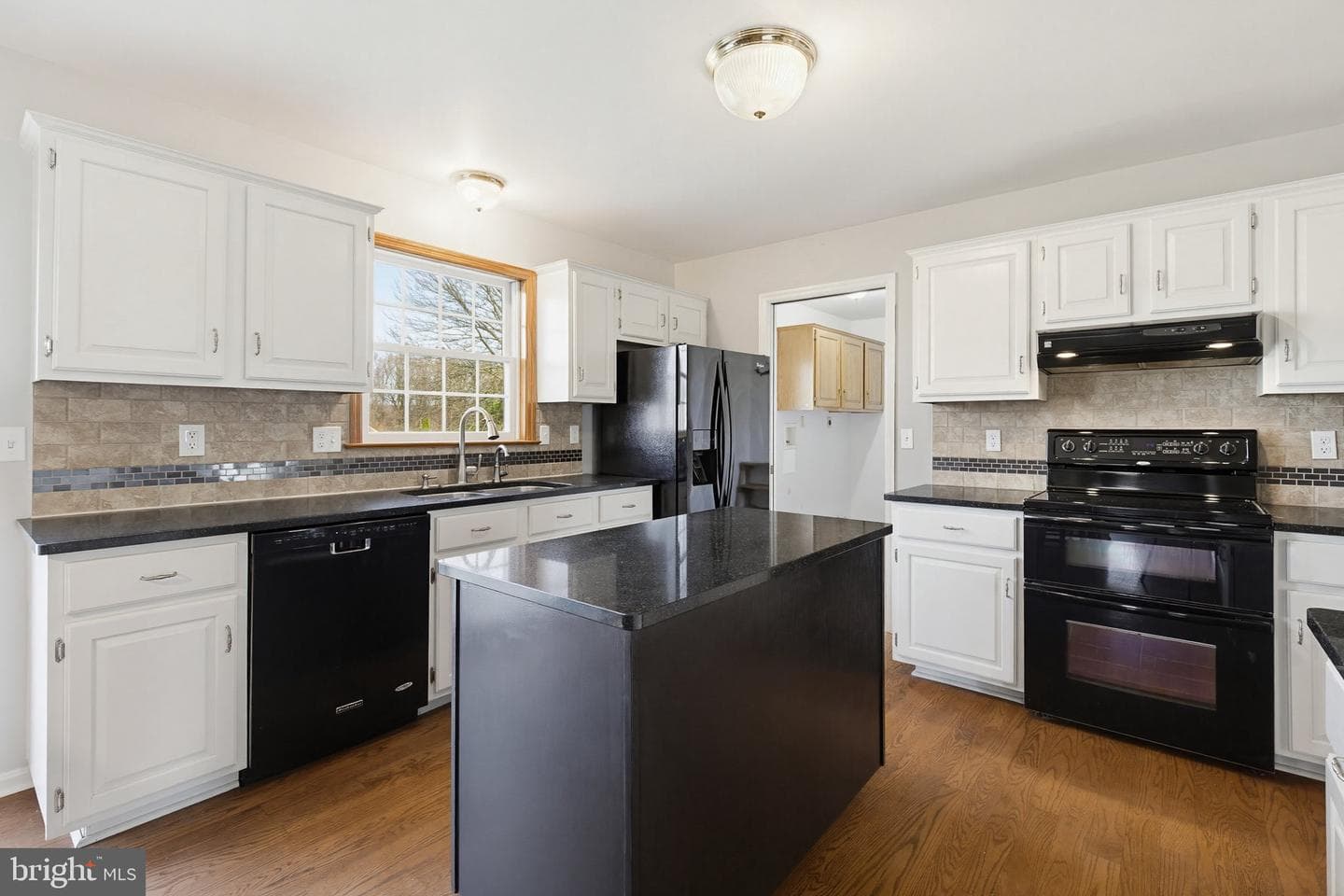 5789 Cedar Glen Drive photo 13