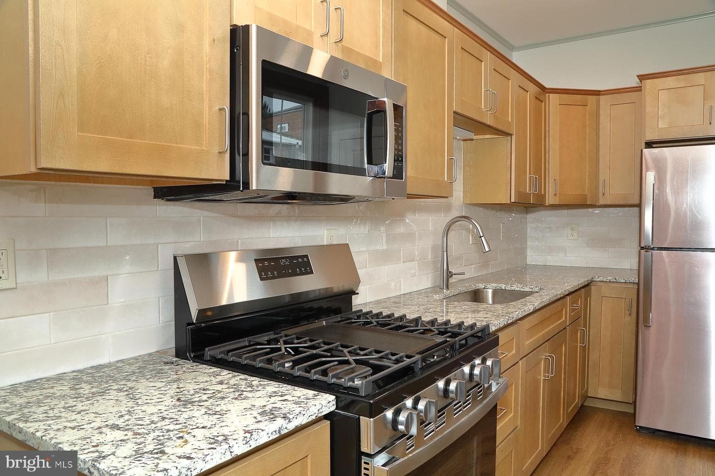 517 Saint Joseph Street photo 15